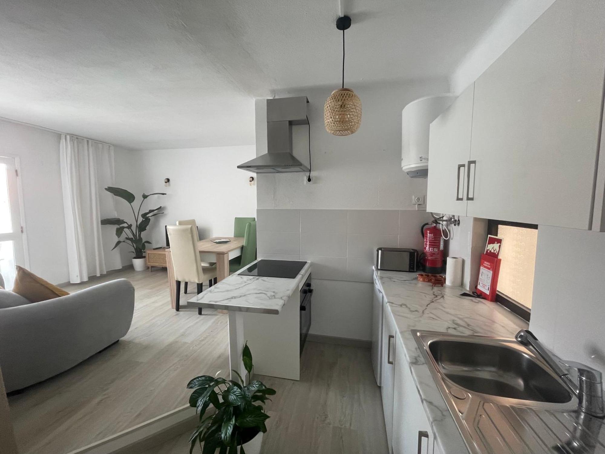 New! Apartment 50 Meters From The Beach Carvoeiro  Exterior foto